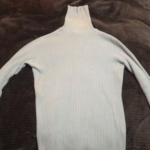 Turtle neck sweater